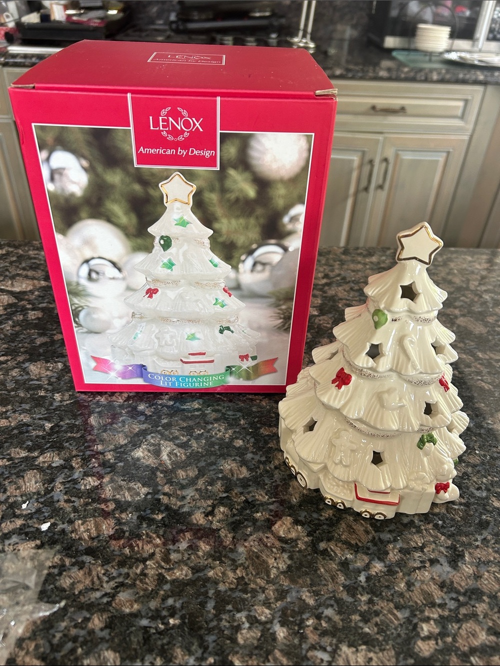 LENOX SEASONS SPARKLE TREE LIT COLOR CHANGING 7" NWT